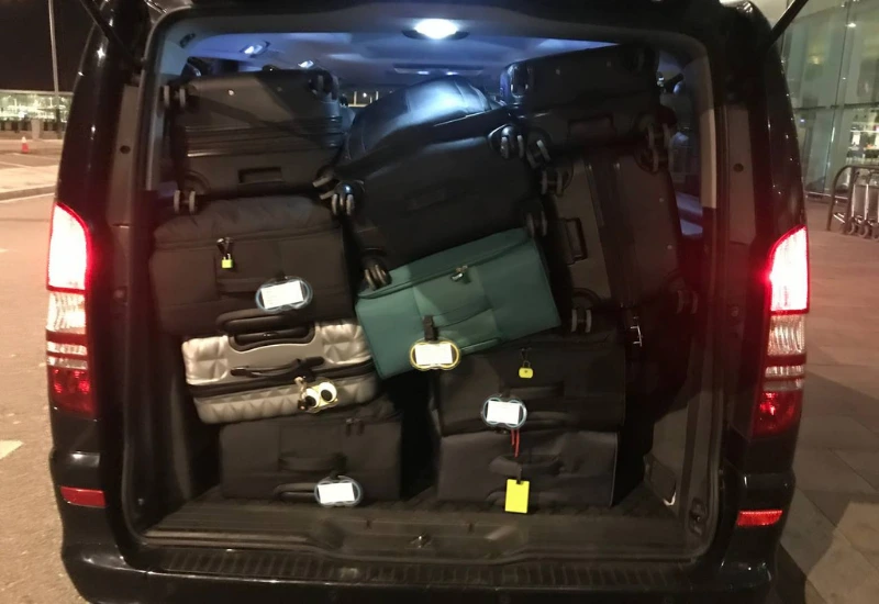 taxi-barcelona-aeropuerto-gran-maletero
